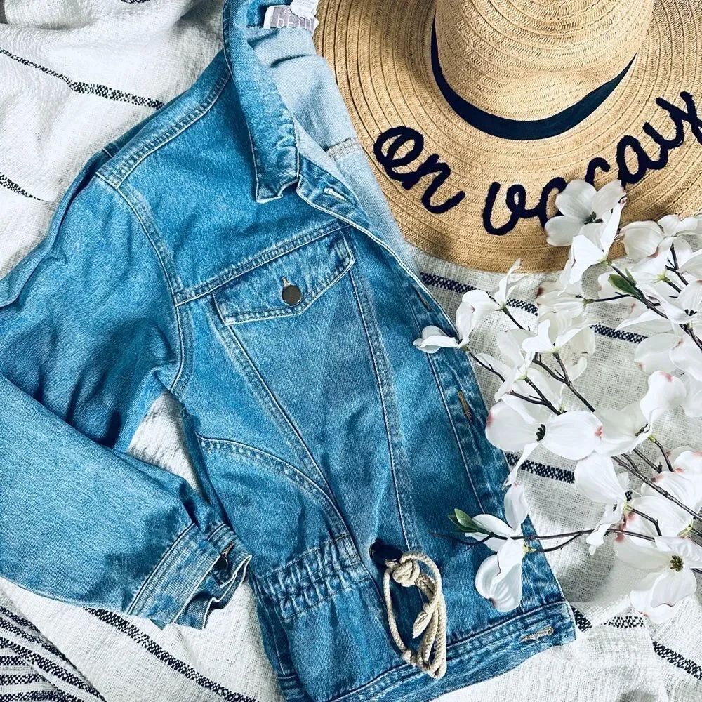 Vintage 80s/90s Cinched Waist Rope Detailed Denim Jacket